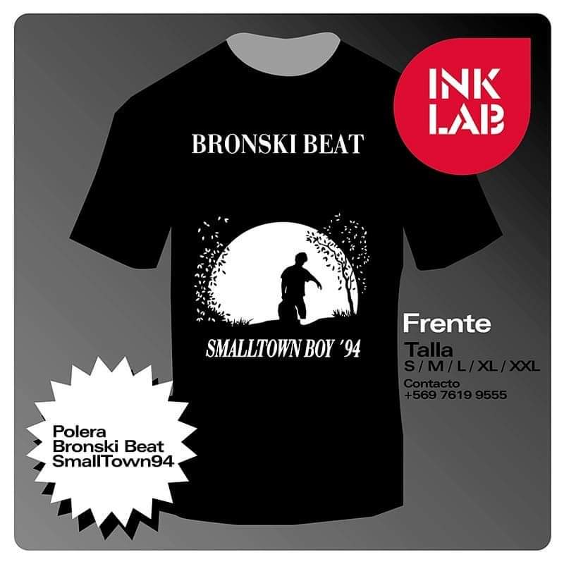 VictorGuarachiL's tweet photo. poleras en serigrafía 👕🛍️🇨🇱

Bronski Beat
[smalltown boy'94] by @InkLabCL

polera unisex impresa tiro/retiro
disponible tallas S | M | L | XL | XXL

contacto vía whatsapp
+56976199555 📲

#SintraConcept
#TallerRoberta
#IndaPendent
#Tetraedro
#InkLab

ArtWork @SintraConceptCL 💻 https://t.co/Iv8mht92oc