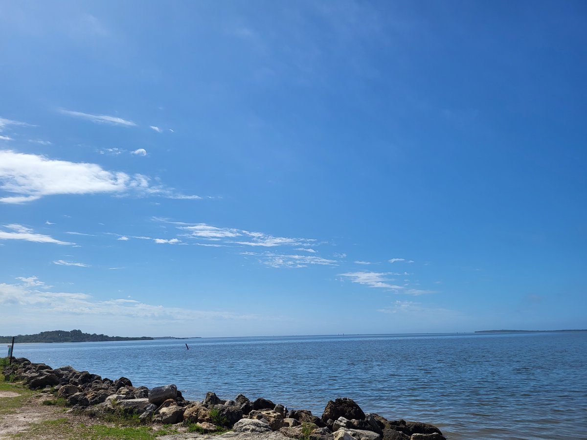 VacaNatureCoast's tweet photo. LOVING this weather in Cedar Key https://t.co/ScGueVta3r