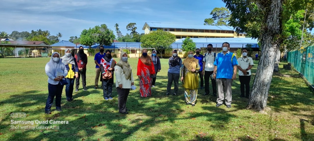 Bpp4CKP's tweet photo. LAWATAN TAPAK PROJEK PEMBINAAN BANGUNAN BAHARU 6 BILIK DARJAH, 6 BILIK PPKI DAN LAIN² KEMUDAHAN DI SK TITI TERAS, BARAT DAYA, PULAU PINANG (PBA3013) PADA 3 MAC 2022, BPP4, CKP BERSAMA BPN3, KPM, JPN, PIHAK SEKOLAH DAN SEMUA HODT. 
@BalamuruganIr @CKP_JKR https://t.co/Gk0ibUwn1Q