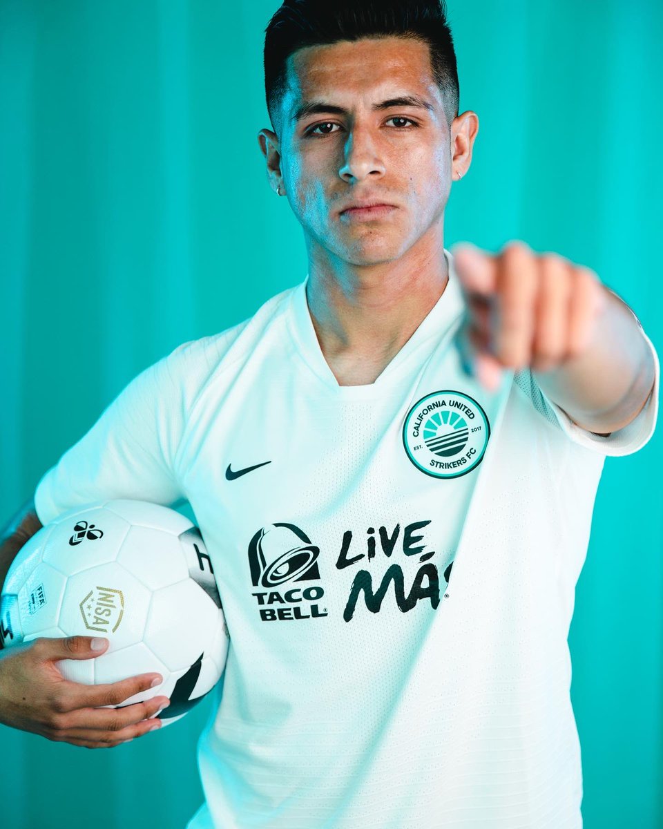 LeoAlvarenga_3's tweet photo. Excited to sign my first professional contract with @calutdstrikers. 
Lord knows how much I’ve gone through to get to this point in my life. Extremely grateful for the support I’ve had from friends, family, and coaches along the way. 
The real work begins now ⚽️ https://t.co/YmvONzWMJs