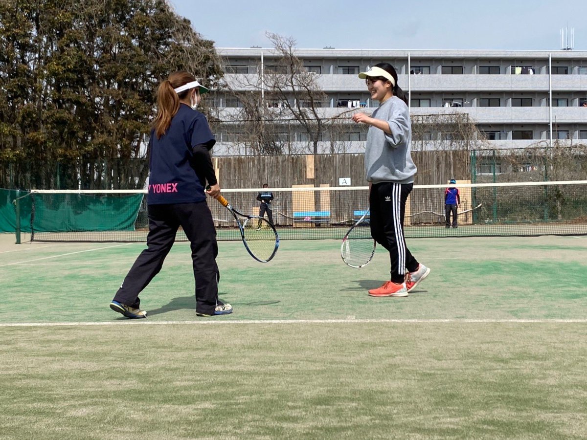 ynusofttennis's tweet photo. #春から横国
#横国
#横浜国立大学

女子の校内試合の様子です。
新入部員、いつでも歓迎です。 https://t.co/rb8E3NNuMe