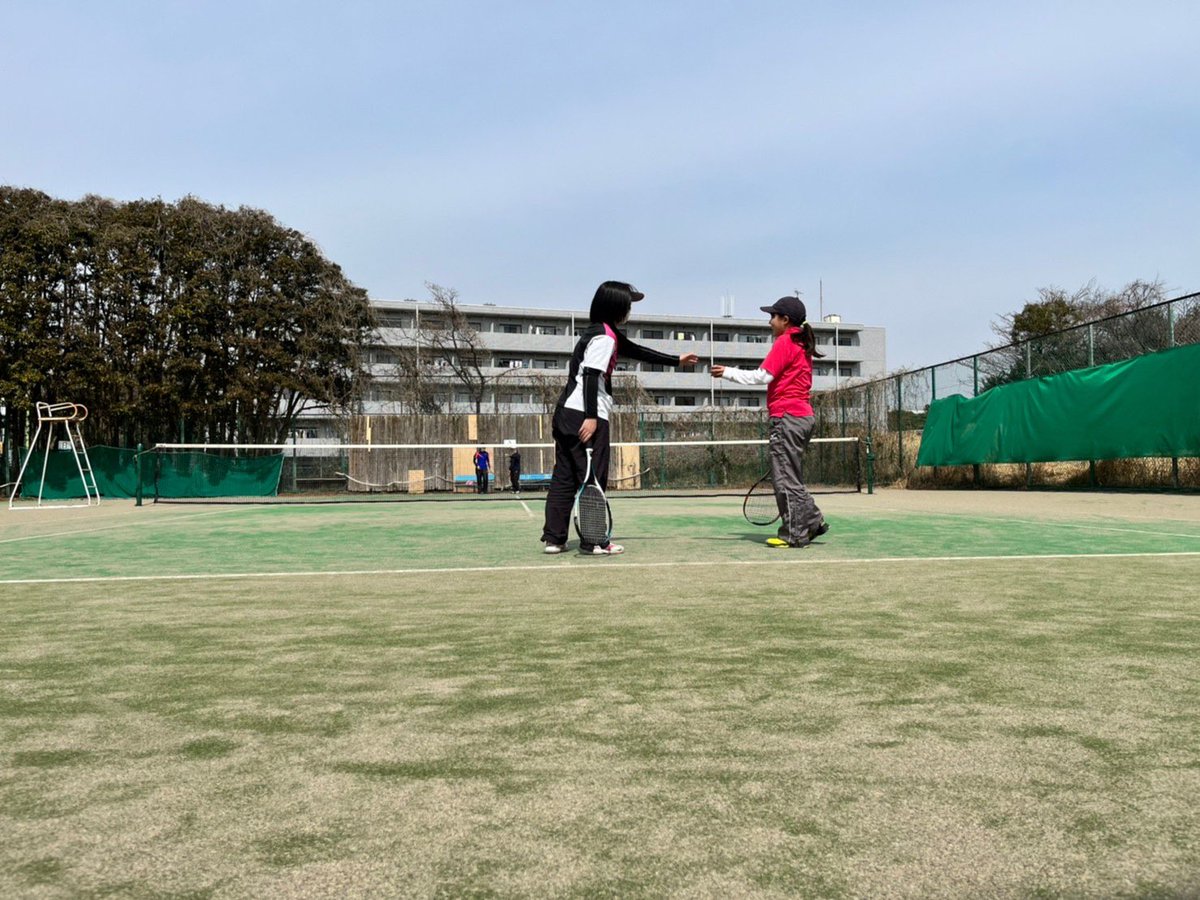 ynusofttennis's tweet photo. #春から横国
#横国
#横浜国立大学

女子の校内試合の様子です。
新入部員、いつでも歓迎です。 https://t.co/rb8E3NNuMe