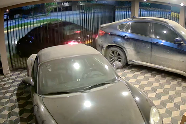 [VIDEO] Alunizaje en domicilio: Vecino sufre segundo robo en menos de un mes. Además, el suceso estaría vinculado a otro delito en el mismo sector de la comuna de Colina. acortar.link/ZvK9b4