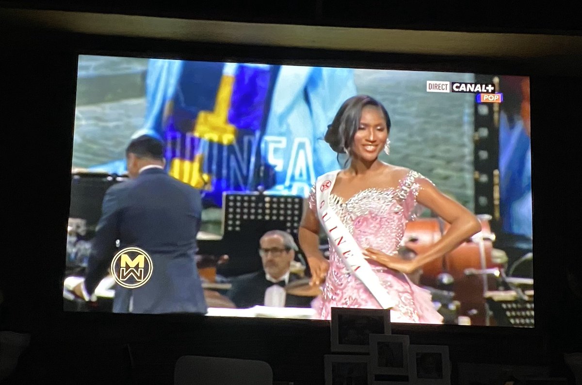 Team Guinée 🇬🇳. 
Pétillante notre Reine 👑 Saran Bah
Merci d’inscrire notre pays dans les bouches mondiales