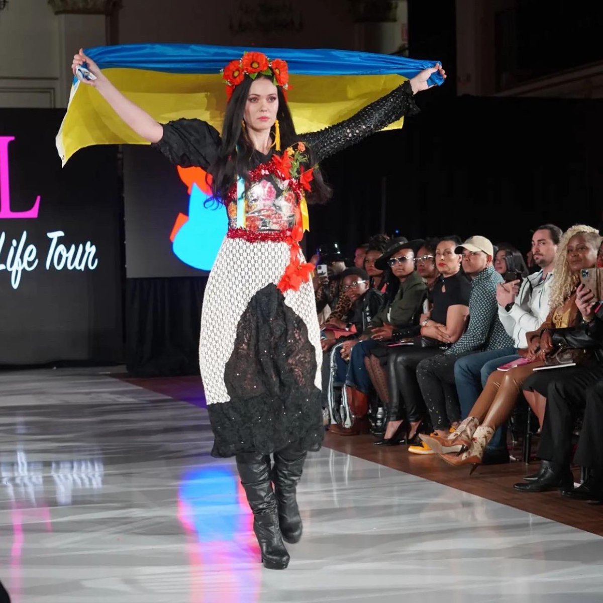 natashablasick's tweet photo. Pray for Ukraine ๐บ๐ฆ๐
At Los Angeles Fashion Week walking for amazing designer @burningguitars๐ฅ at @thefashionlifetour @lafw
Photography by #daproductions
#StandWithUkriane #PrayForUkraine https://t.co/DrTJnZ467N