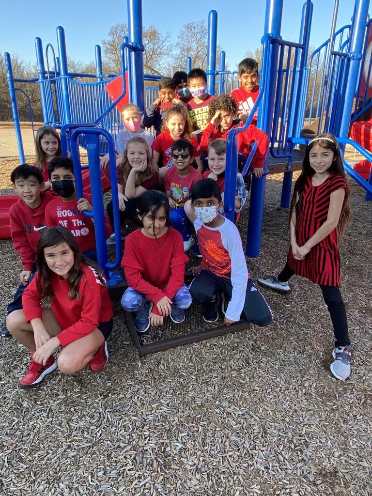 AndrewsEagles's tweet image. 🍎🍒 PACK Week: Day 4 • RED 🍅🍓
#PISDDedicatedtoCaring #packweek