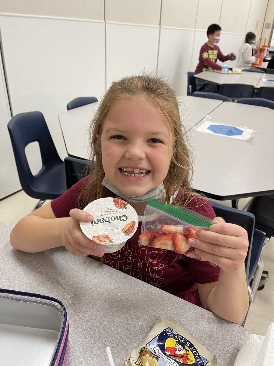 AndrewsEagles's tweet image. 🍎🍒 PACK Week: Day 4 • RED 🍅🍓
#PISDDedicatedtoCaring #packweek