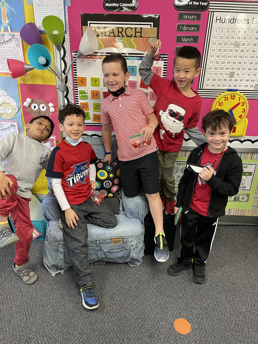 AndrewsEagles's tweet image. 🍎🍒 PACK Week: Day 4 • RED 🍅🍓
#PISDDedicatedtoCaring #packweek