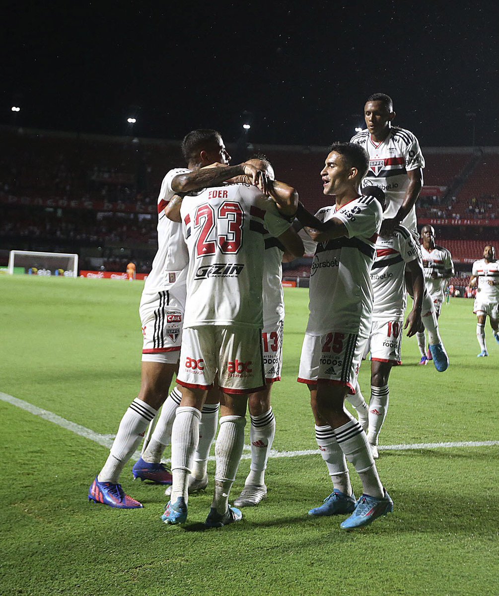 SaoPauloFC's tweet photo. CLASSIFICADOS ❤️

#VamosSãoPaulo 🇾🇪 https://t.co/iaXWthIlv8