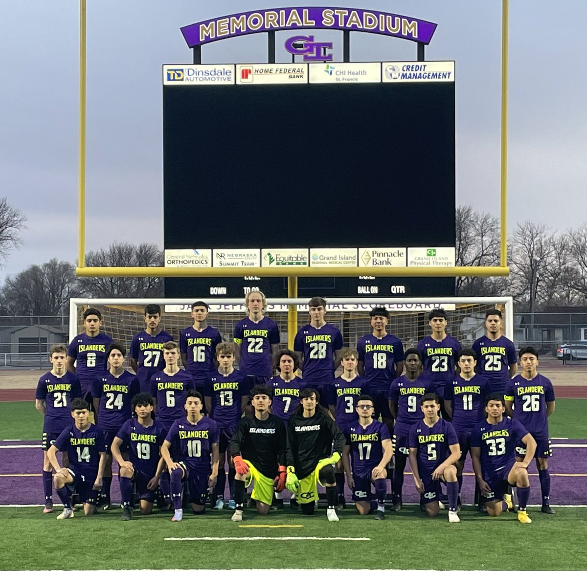 308CoachJensen's tweet image. The 2022 ISLANDER Varsity group. Young and fast; only 3 Seniors in the First XI.  A huge test right away with the opener against last year’s (17-1) LSW tomorrow in Lincoln.  @GishActivities @nebraska_talk