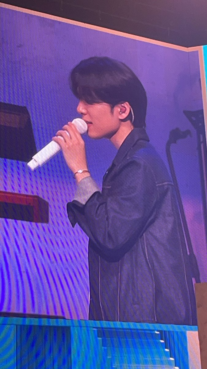 …코로나 하루에 50만명 나와서 가기 싫은데 그래도 입대 전 날이라 가긴 해야겠고 참ㅋㅋ;;