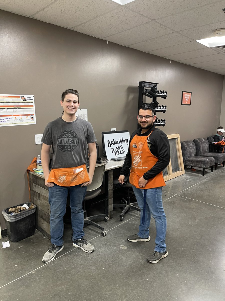 Jorge Castillo tweet media