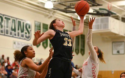 Congrats to Monarch ‘24 Morgan Cheli on her 🏀 scholarship offer from Coach VanDerveer <a href="/StanfordWBB/">Stanford WBB 🌲🏀</a> 👏