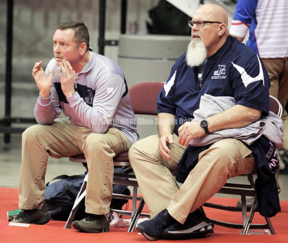 SWOSportsDaily's tweet image. WRESTLING: Badin's Emmons makes more school history at state as 1 of 4 local placers to earn a spot on the podium ... plus 136 captioned Badin, Ross, Edgewood, Fairfield, Monroe &amp;amp; Madison photos swohiosportsdaily.com/2022/03/17/bad… @MUlefty34 @CoachCPayne @GoEHSCougars @Coach_Root @SWOWCA_