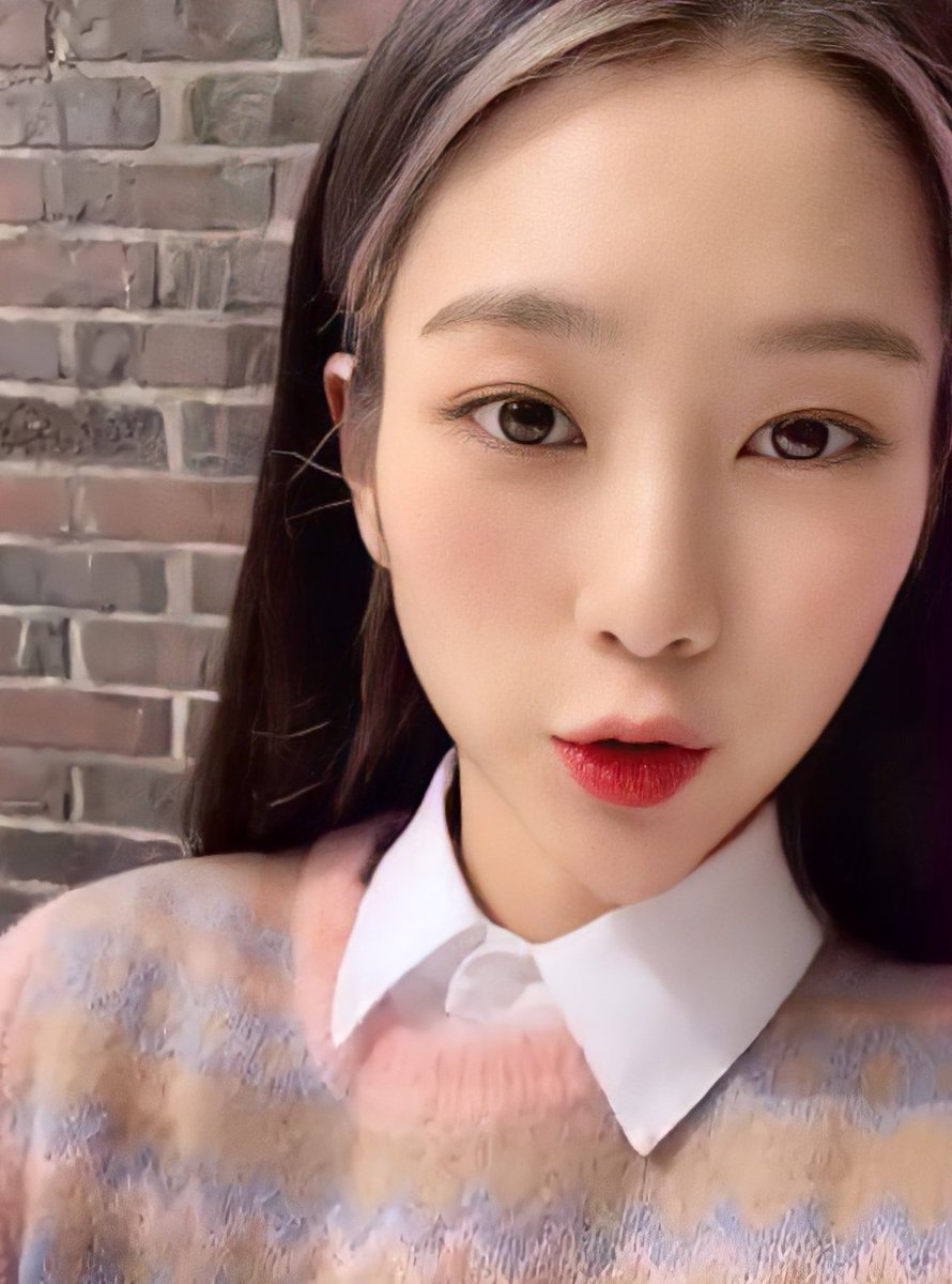cihoaf's tweet photo. ` hewwo—! https://t.co/qrtxl8u8ho