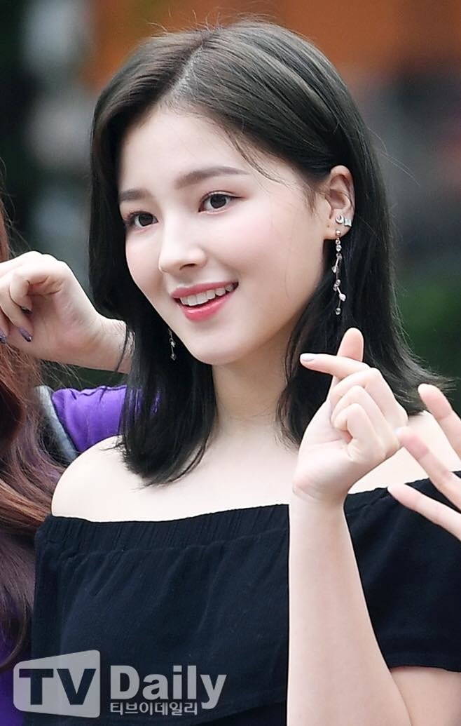 🎠MOMOLAND🎠 on Twitter: 🎠MOMOLAND🎠 on Twitter:
