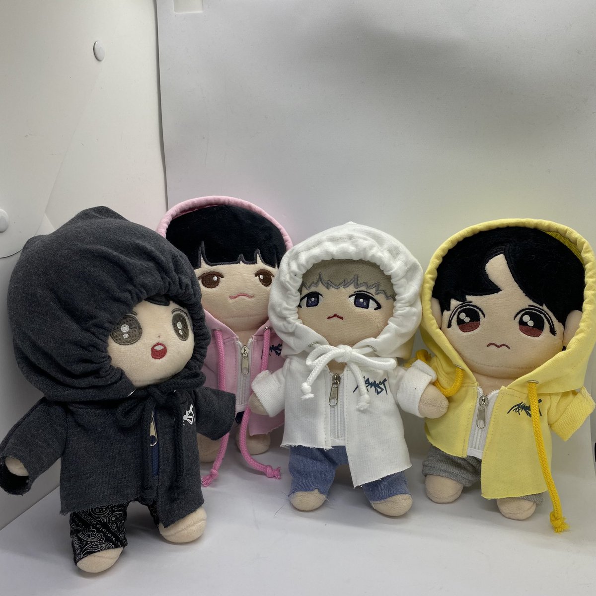 jimnandme's tweet photo. Im getting 15cm with you hoodie &amp; armyst mustard hoodie for my army bomb, so if anyone keens you can dm 💜

15cm (army bomb/plush) / 20cm hoodie (plush) - RM57 first payment

Variation:
With you hoodie
Armyst (black/white/pink/mustard) hoodie

For jk paisley set - RM74 #pasarBTS https://t.co/9WGOVTLq4T