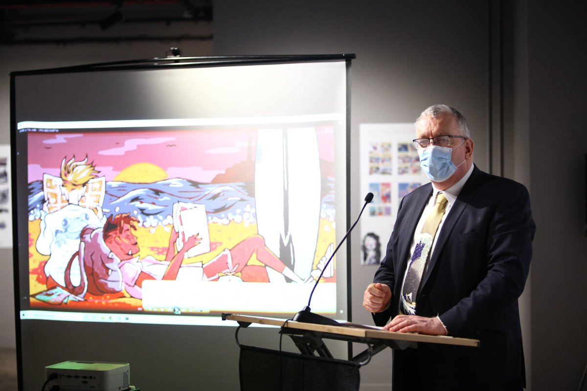 Angela Macdonald tweet media