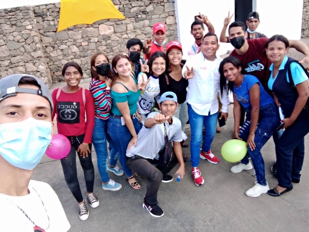 DirJuventud_GEB's tweet photo. #16Mar|| Desde las instalaciones de la Concha Acústica del Parque Leonardo Ruiz Pineda Ciudad Bolivar Municipio Angostura del Orinoco, se llevó acabo la Presentación de los 100 Días de Gobierno del Gobernador @amarcanopsuv 
@NicolasMaduro
@SecretariaPoli2
@SCI_Bolivar https://t.co/T3T4UuEloC