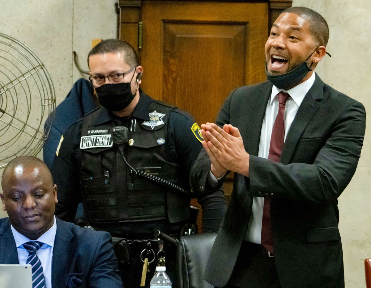 Champ_1492's tweet photo. #JussieSmollet was released from jail...tbh he dont need jail. he needs therapy. he didnt really hurt anyone but himself. he needs help.
#superdummy https://t.co/d8JittOwjF
