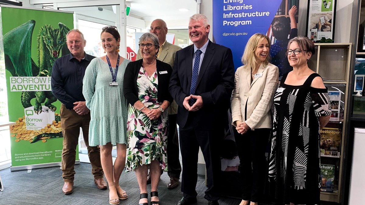 ShaunLeaneMP's tweet photo. Great to be in South Gippsland today to join mayor Cr Mohya Davies and Deputy CEO of Myli, Bernadette Kennedy to officially open the refurbished Mirboo North Library which now gives the community 24/7 access to library resources and better workspaces thanks to $69,000 from #LLIP https://t.co/oqOV6zZRnk