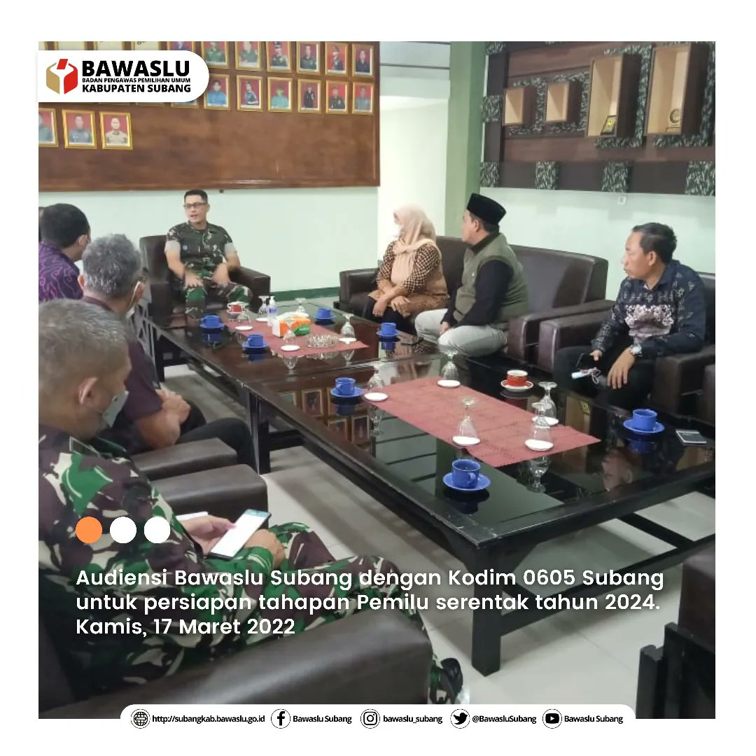 BawasluSubang's tweet photo. #sahabatbawaslu

(17/03/22) Bawaslu Subang mengadakan Audiensi dengan Kodim 0605 Subang.
Audiensi ini merupakan bentuk koordinasi Bawaslu Subang dengan Kodim 0605 Subang untuk dapat bekerja sama dan saling mendukung dalam rangka persiapan tahapan Pemilu dan Pemilihan Tahun 2024. https://t.co/XBvlCsxMol