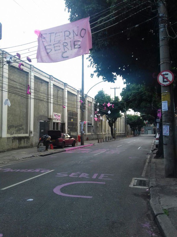 O mais perto que o Fluminense chegou de uma Libertadores, foi quando jogou em São Januário.