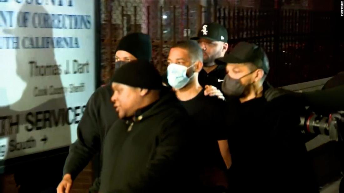 shonkori's tweet photo. โก๏ธFWIW there are ๐บ๐ธs still being held in DC Jail for entering the Capitol on J6, but tonight, after 6 days in Cook County jail, Jussie Smollett, the actor who faked his own hate crime, is walking free. Is that what they mean by equity? #RecallFoxx
cc: @PekalaLaw @USRoute41 https://t.co/j2pPT18YAp