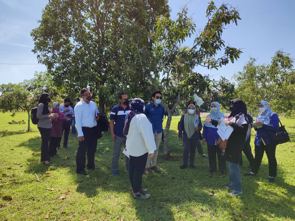 Bpp4CKP's tweet photo. LAWATAN TAPAK PROJEK PEMBINAAN BANGUNAN BAHARU 9 BILIK DARJAH, 2 BENGKEL KEMAHIRAN BAGI PPKI SERTA LAIN² KEMUDAHAN DI SMK TUANKU LAILATUL SHAHREEN, PERLIS PADA 2 MAC 2022, BPP4, CKP BERSAMA BPN3, KPM, JPN, PIHAK SEKOLAH DAN SEMUA HODT. 
@BalamuruganIr @CKP_JKR https://t.co/KKWk2ZzhjP