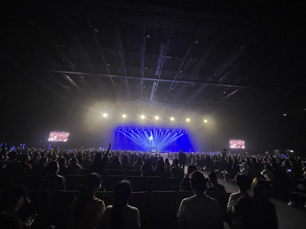 dreamcatcherILY's tweet photo. PPop King indeed. Look at the crowd, partida, biglaan pa announcement niyan ha. You did great @SB19Official. Sana makasalubong ko kayo dito sa Dubai @stellajero_ @imszmc @JoshCullen_s @jah447798 @keun16308352 #SB19atDubaiExpo2020 https://t.co/IngrWYX5Gg