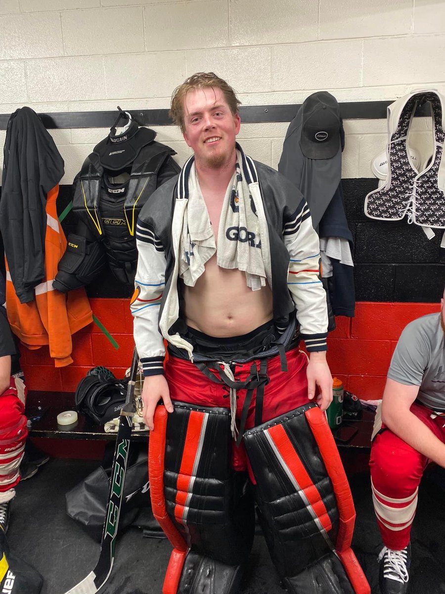 BOMBERS WIN!!

We come out with a big 2-1 win to jump ahead in the series 2 games to 1

Devon Fordyce was a rockstar between the pipes to take the jacket

Goals from Matt Saler and Shane Jury GW
#bombershockey