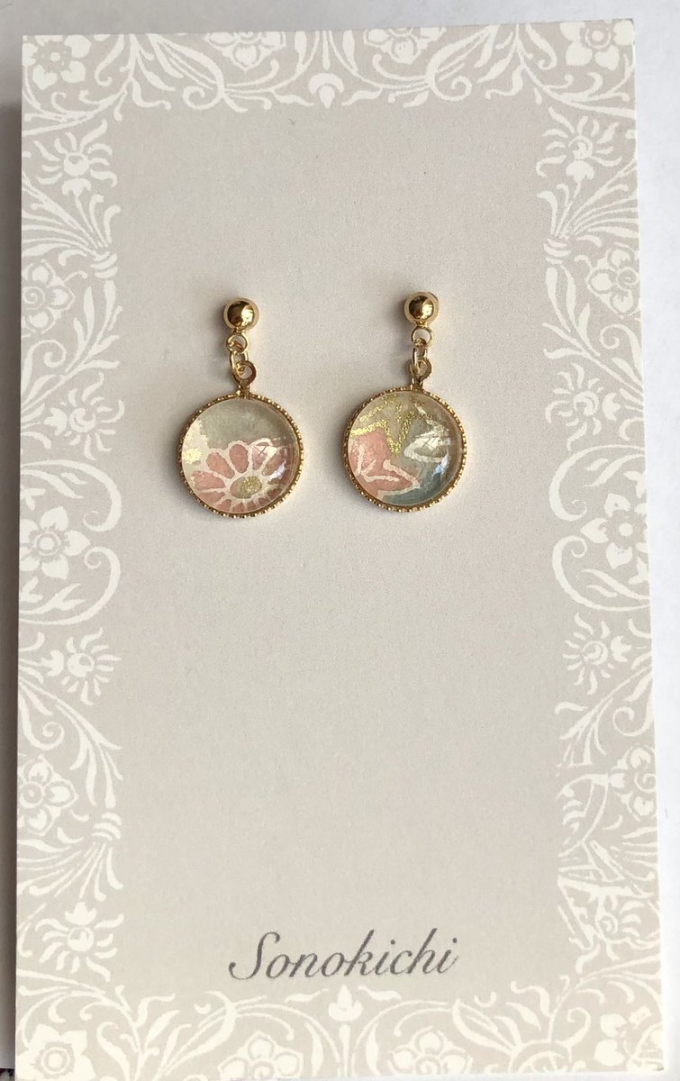 sonokichi3's tweet photo. 明るく撮るのは難しいね　#アクセサリー #ハンドメイド　#ピアス　#手作り #小物 #handmade #earrings https://t.co/5ypuume0VP