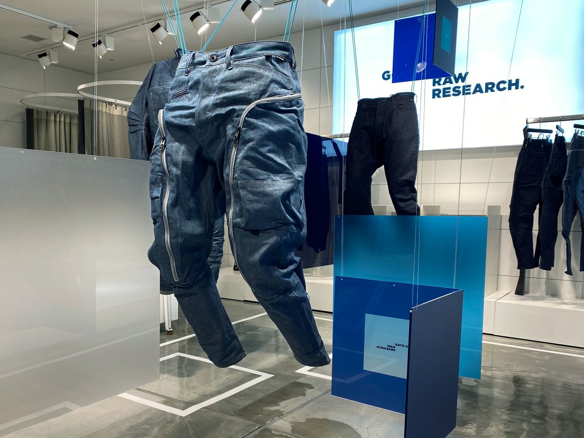 GStarRaw_JAPAN's tweet photo. 【RAW RESEARCH.】
本日よりG-Star RAW最高峰のコレクション『RAW RESEARCH.(ロゥ リサーチ)』の最新作が、なんばパークス店で限定発売!クラフトマンシップによる創造性あふれるアイテムを、ぜひ店頭でチェックして。
■ なんばパークス店
https://t.co/DrAsLTFP5W
#GStarRAW #RAWRESEARCH https://t.co/13DGxa8Da1
