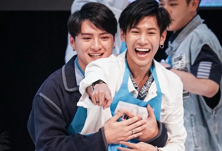 perayainfinity_'s tweet photo. 𝓽𝓱𝓪𝓷𝓴 𝔂𝓸𝓾 𝓯𝓸𝓻 𝓬𝓸𝓶𝓲𝓷𝓰 𝓲𝓷𝓽𝓸 𝓶𝔂 𝓵𝓲𝓯𝓮, 𝓪𝓵𝔀𝓪𝔂𝓼 𝓰𝓸𝓷𝓷𝓪 𝓼𝓾𝓹𝓹𝓸𝓻𝓽 𝓾 𝓰𝓾𝔂𝓼 𝓷𝓸 𝓶𝓪𝓽𝓽𝓮𝓻 𝔀𝓱𝓪𝓽
       🤟🐢 𝓟𝓔𝓡𝓐𝓨𝓐 𝓐𝓢 𝓞𝓝𝓔🦁🤟 https://t.co/u2H5uVr4M0