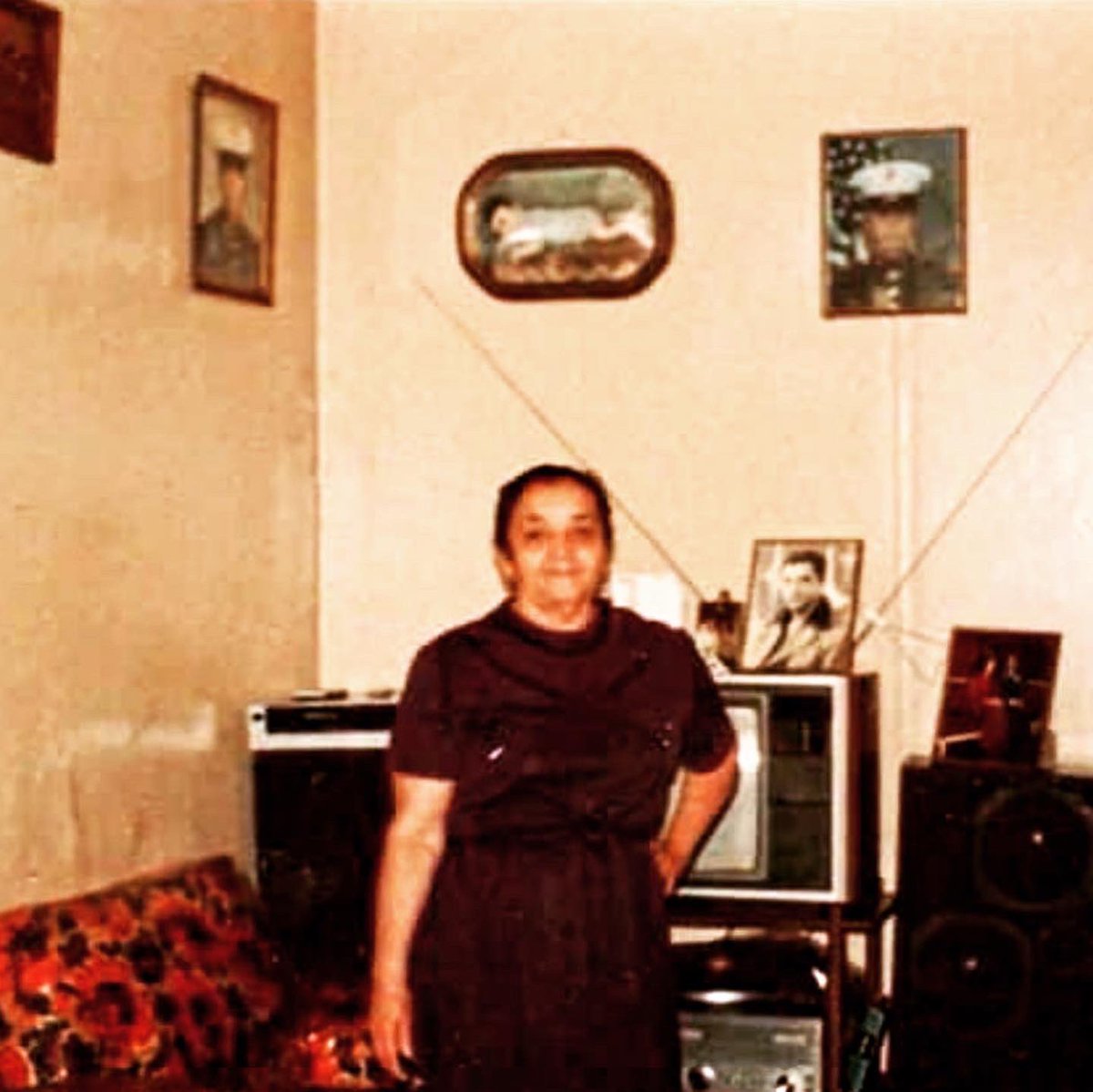 BurgNationT2's tweet photo. #RIPGRANDMA TODAY IS A SAD DAY TODAY MY GRANDMA PASSED AWAY TODAY ON THIS DATE I LOST MY GRANDMA CHANGED MY LIFE FOREVER I NEVER RECOVERED FROM LOSING MY GRANDMA SHE WAS MY HEART ❤️AND SOUL LOVE U FOREVER GRANDMA ‼️😢😢😢😢😢😢😢

#RESTINPEACEGRANDMA 🕊🙏🏽
#LOVEUFOREVER 💔💔💔 https://t.co/nntUWWo3La