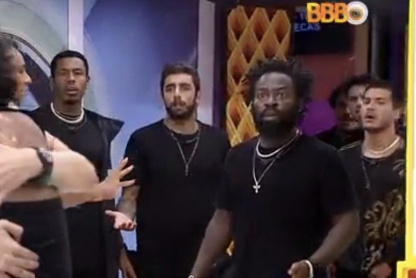 arigsccp's tweet photo. eu juro que eu fiquei assim com essa trata 

#BBB22 gente a Natália https://t.co/sps0YYTm9O