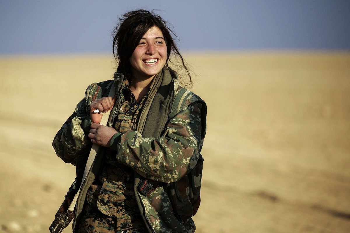 LifeGuruAnand's tweet photo. With due respect to  Kashmiri Hindus,We need to learn from the Syrian Women.they made a women's army and defeated terrorists of ISIS.
Read the book of their war "Scratch card for freedom by Nandan on Amazon.
#HinduLivesMatters 
#RSS #KashmirFiles #BJPAgain
#YogiAdityanathji https://t.co/123BUis0ip