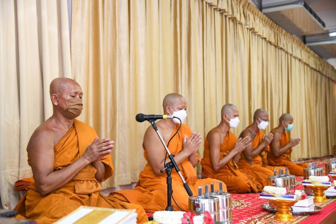 drathai's tweet image. วันพฤหัสบดีที่ ๑๗ มีนาคม ๒๕๖๕ เวลา ๐๙.๐๐ น.
นายเกรียงศักดิ์ บุญประสิทธิ์ อธิบดีกรมการศาสนา มอบหมายให้นางสุรีย์ เกาศล เลขานุการกรม เป็นประธานในการถวายภัตตาหารเพล เนื่องในวันปฏิบัติธรรมสวนะ ณ วัดแก้ว กรุงเทพมหานคร