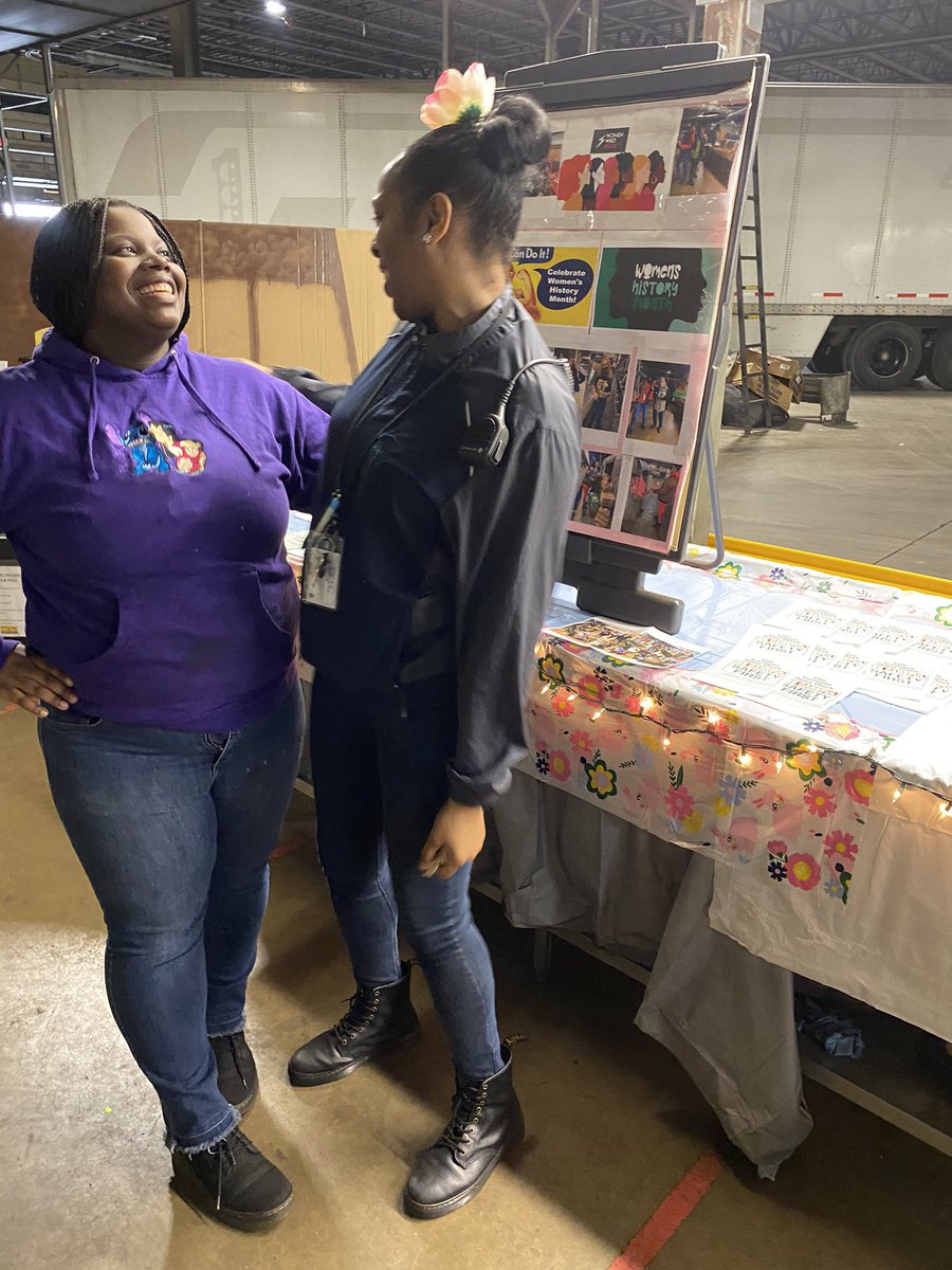 TiannaUps tweet media