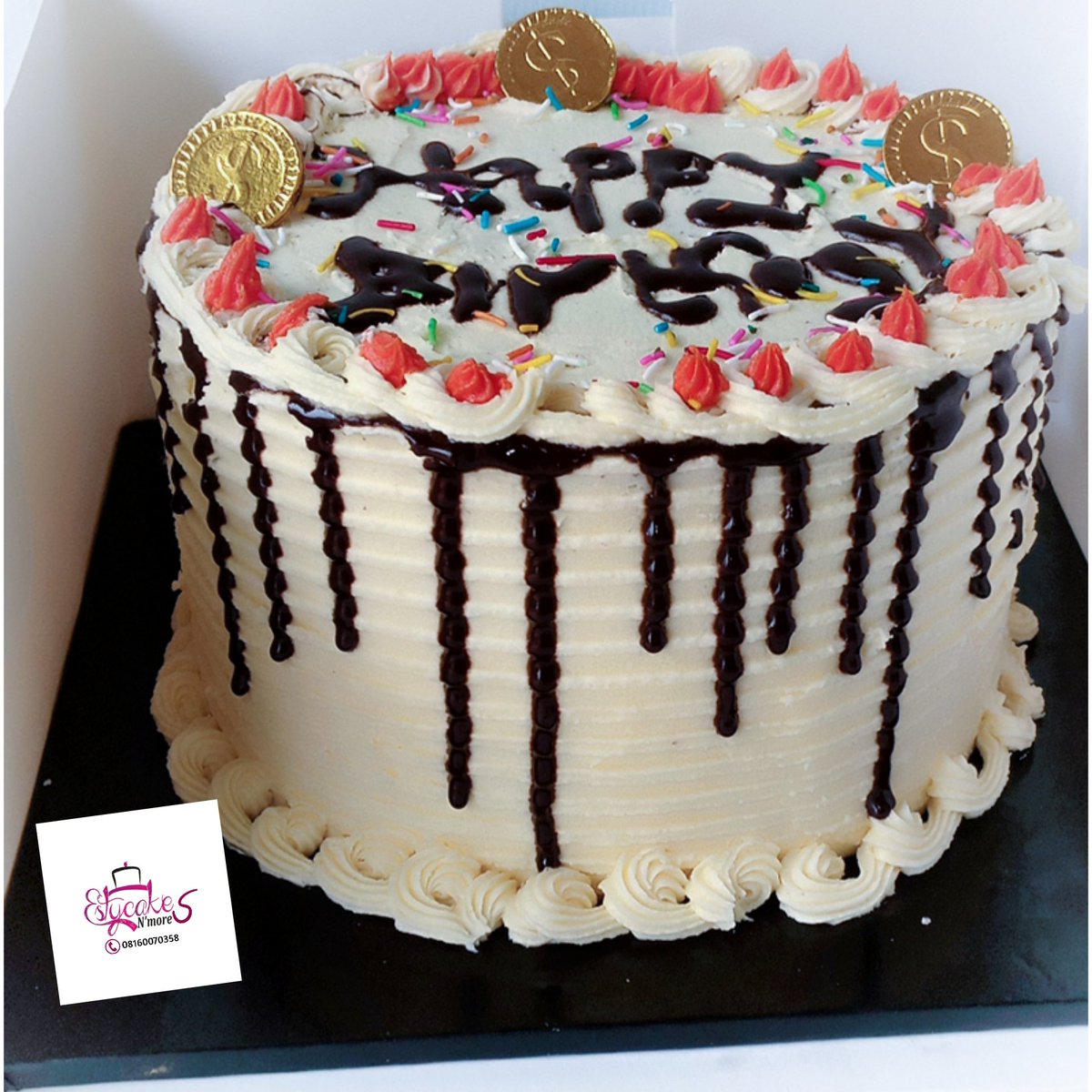 MoreEsty's tweet photo. #umuahiabaker 
#estyscakenmore 
#abiabaker 
#cakesinumuahia 
#buttercreamcake
07038145607 https://t.co/8a44fytpcA