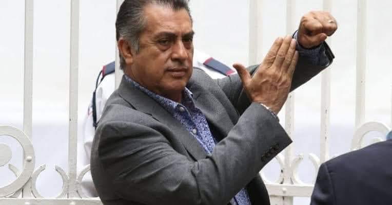 rdmaquiavelo's tweet photo. Tip legal caso @JaimeRdzNL 

La vinculación a proceso significa que es la resolución por la que el Juez de Control, dentro del plazo constitucional 72 hrs determina la situación jurídica del imputado, se decide si (el bronco ) puede quedar en libertad o no para seguir juicio https://t.co/iyaUEtXV9p