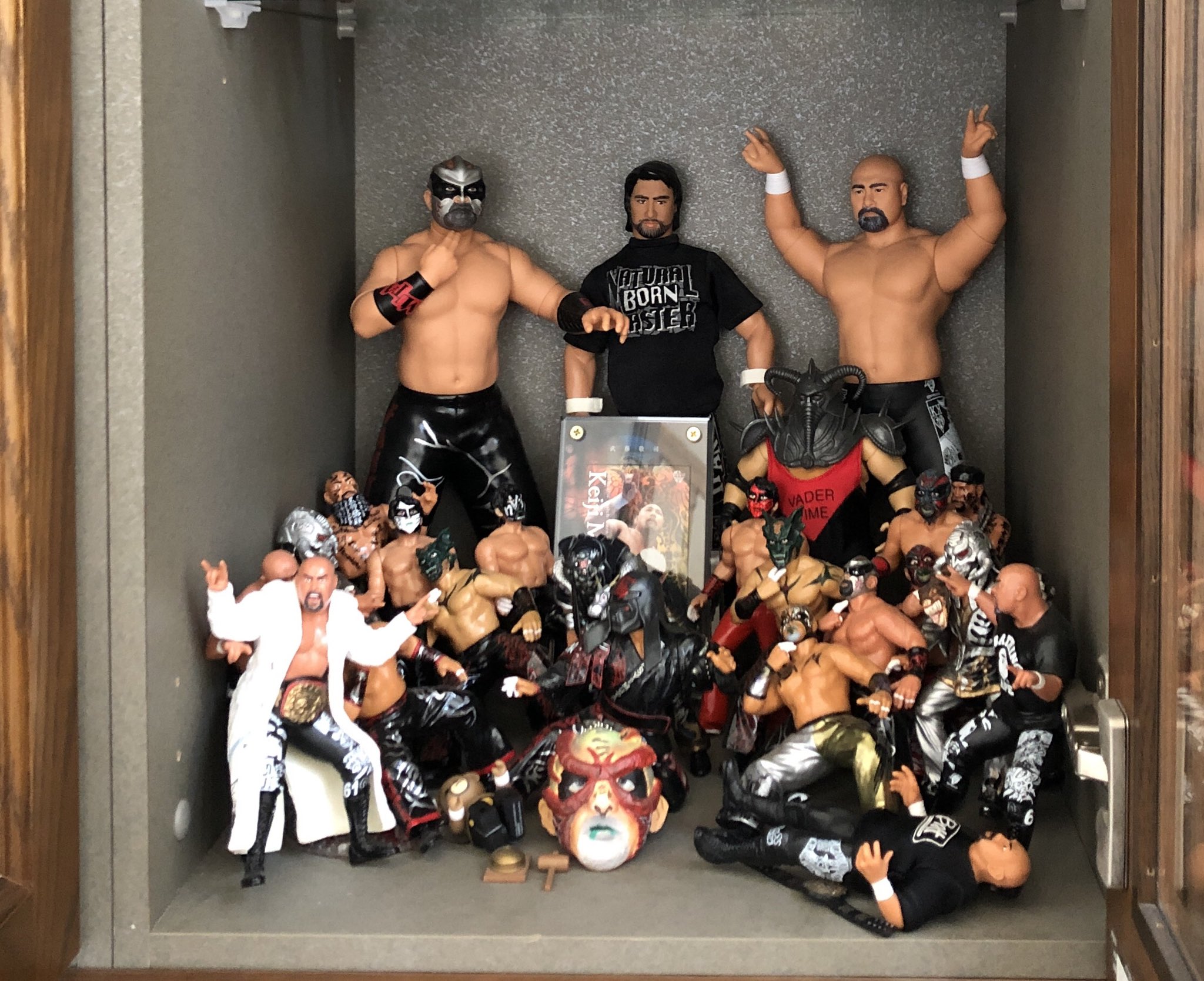 プロレスフィギュア 未開封品 1999 グレートムタ＋パワーウォーリアー プロレスフィギュア 未開封品 1999 グレートムタ＋パワーウォーリアー