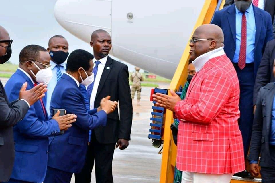 kabasele_donald's tweet photo. La sorcellerie c'est quand l'on dit d'un vivant qu'il est mort.
Toutes les institutions sont au pied de l'avion pour l'accueil de leur boss très en forme @fatshi13, voire aussi le @PLukwebo
Arretons l'intox chers compatriotes.
@ChrisMukendi13 @PatrickMakanga6 https://t.co/xtCG38J6zL