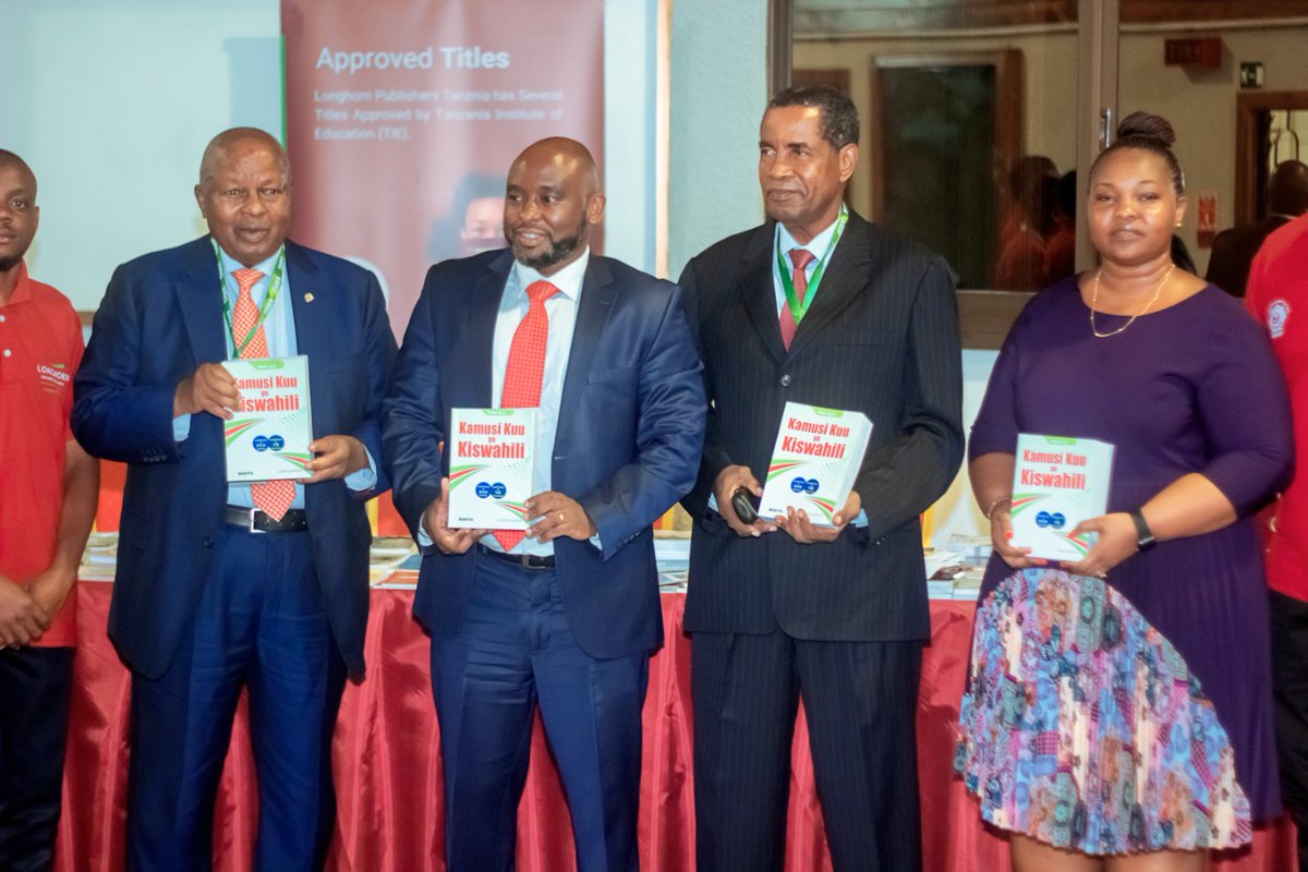 Lhornpublishers's tweet photo. The team is excited to make use of the new Kamusi Kuu ya Kiswahili, Toleo 3. Do you have a copy yet? Grab a copy and send us a selfie of you and your new #KAMUSIKUUYAKISWAHILIll. 

#expandingminds 
#LonghornPublishers https://t.co/yCcO91itL0