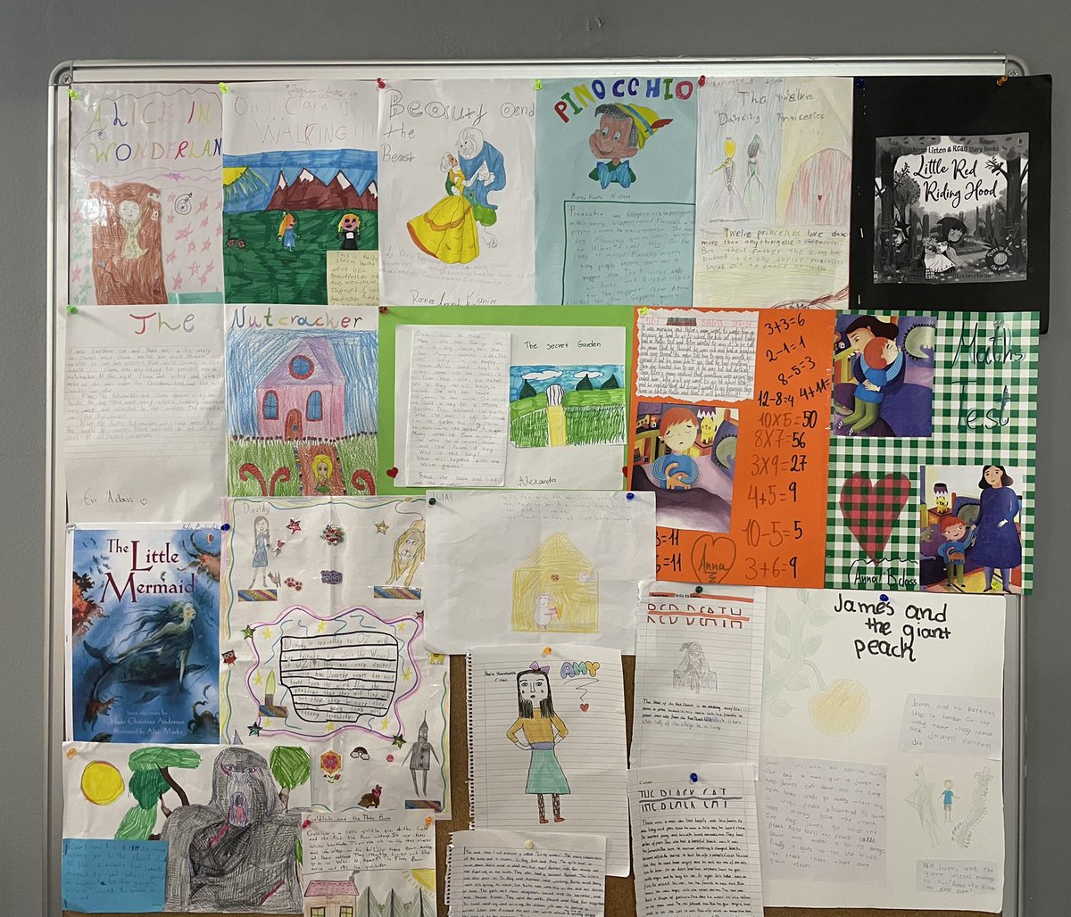 christina_mark's tweet photo. 📚 More Human Library #reading #projects! 📖 https://t.co/gdhnD92Oza