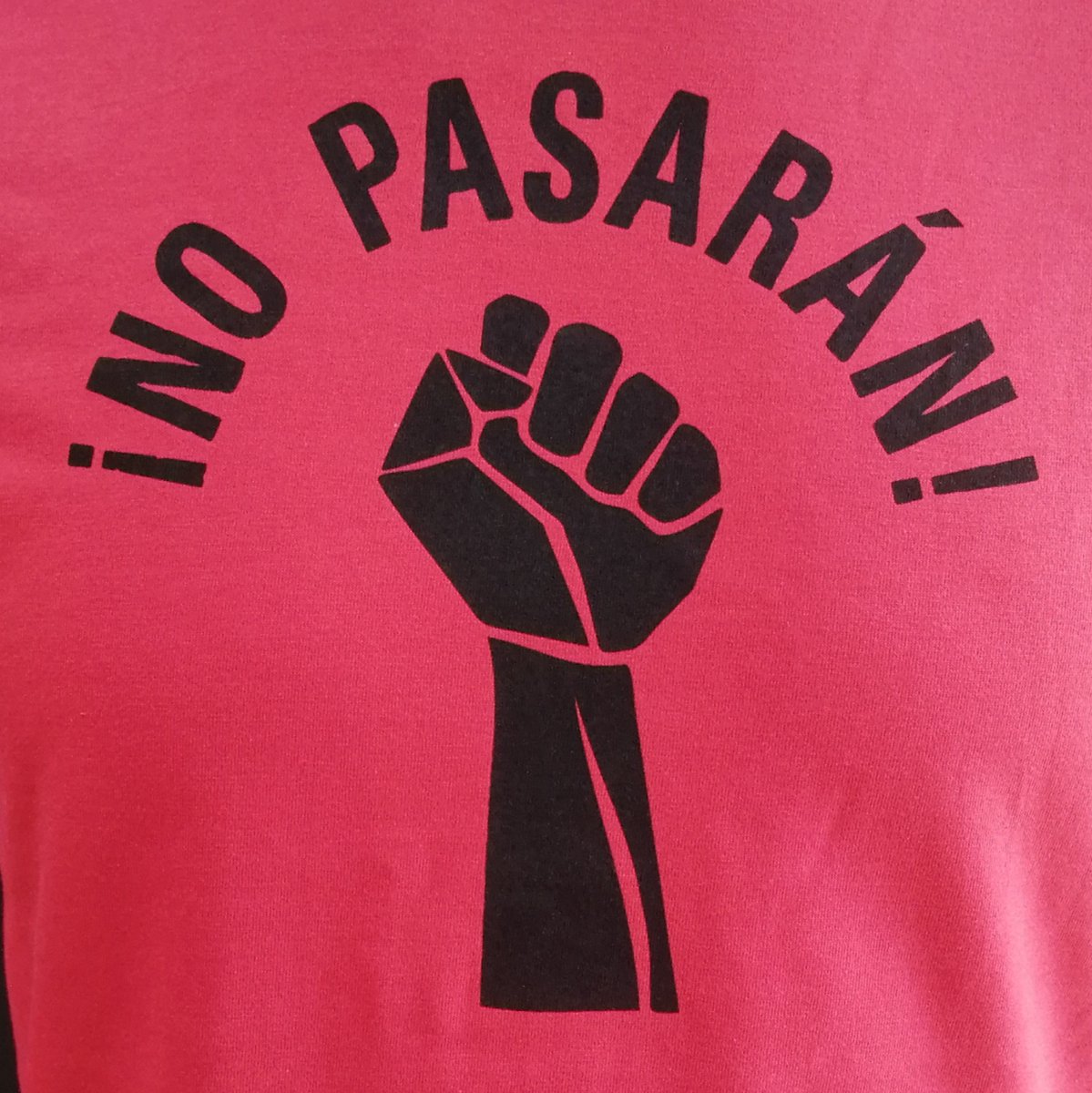 junkfunk's tweet image. All Profit from  tinyurl.com/no-pasaran  designed Junkfunk Tshirt ©2010 to go towards  tinyurl.com/red-cross-appe… #Ukraine #NoPasaran #redcross  #Nadyatolokonnikova