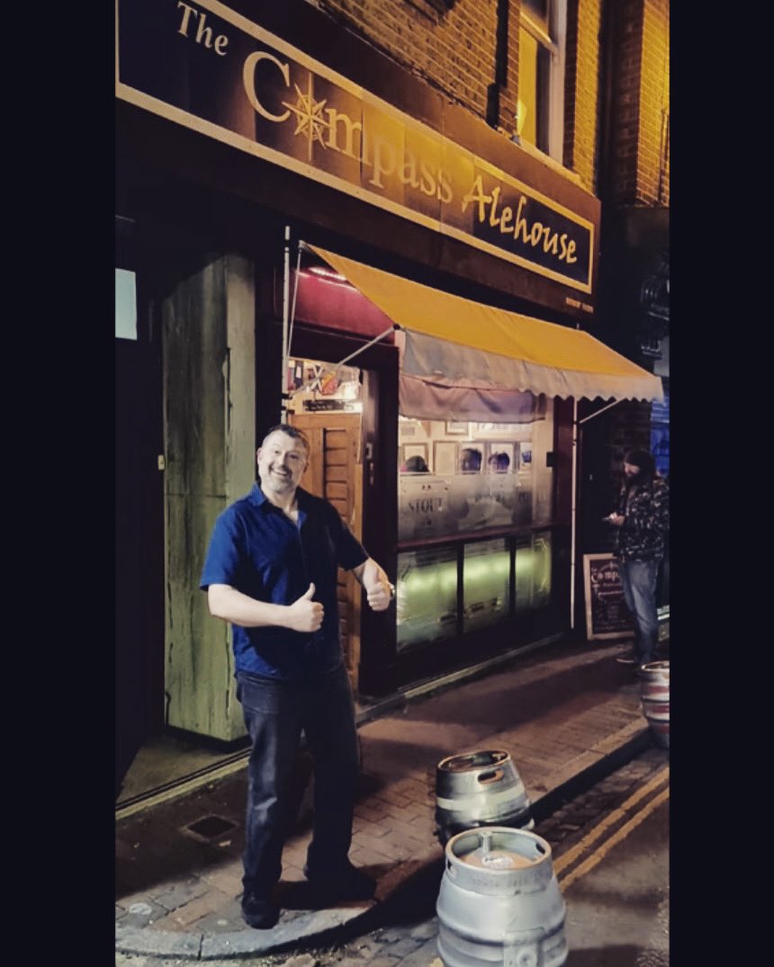 Out delivering more lovely ale to the recently crowned Gravesend Pub Of The Year! 
Congratulations to the guys and gals at @thecompassalehouse a well deserved win!
#koomorbrewingco #deliveries #thecompassalehouse #camerapuboftheyear #gravesend #kentishbrewery #realale #caskale