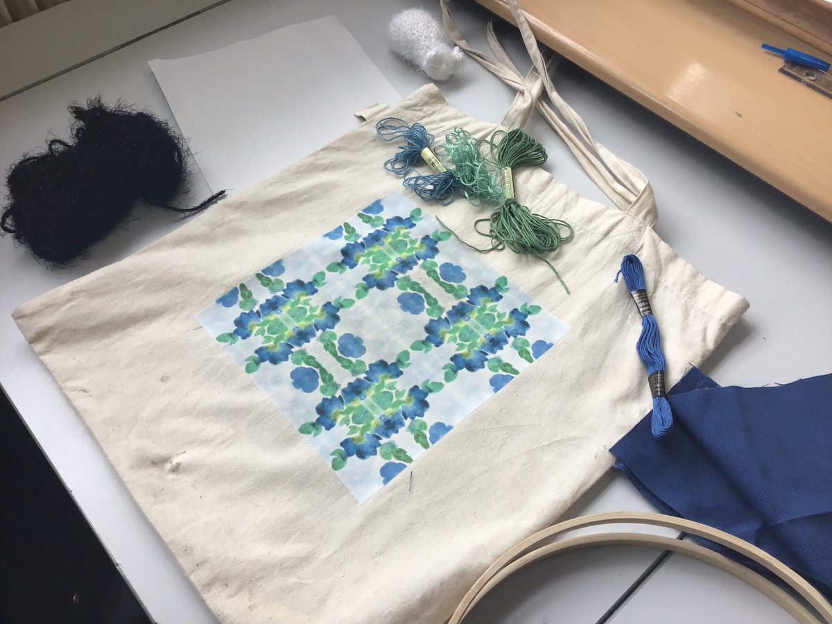 NDHSDesignDept's tweet photo. S3 up cycled tote bags looking amazing! Looking forward to the finished products ! #sustainability @ndhsglasgow @sciaf #donateinhope #reuseinhope https://t.co/pdYLuMPPE0