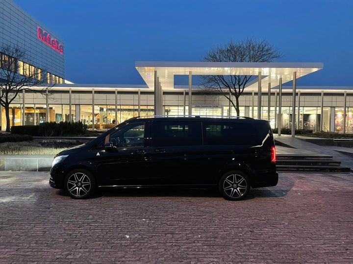 Amstaxiholland's tweet photo. Use AmstaxiHolland VIP taxi services. Give them an experience of unprecedented luxury, comfort, discretion, and a representative professional driver as a navigator in a vehicle from the highest segment of your choice.

🌐 https://t.co/TckmvCcSXY

#AMSTAXIHOLLAND #VIPtaxi https://t.co/GrKCA3UQ5a