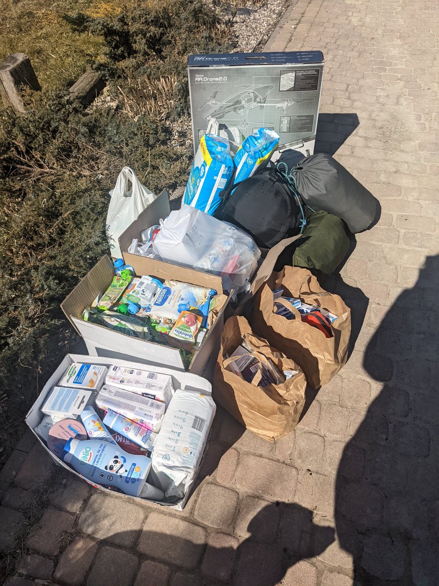 UkrainePortugal's tweet photo. Stopped for more donations including a drone for the army! https://t.co/dwQwrZxoPm